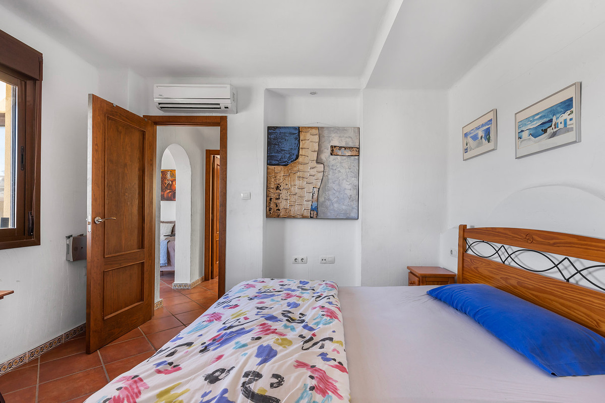 2 Bed Apartment for sale in Los Altos Costa Blanca, Alicante, Spain