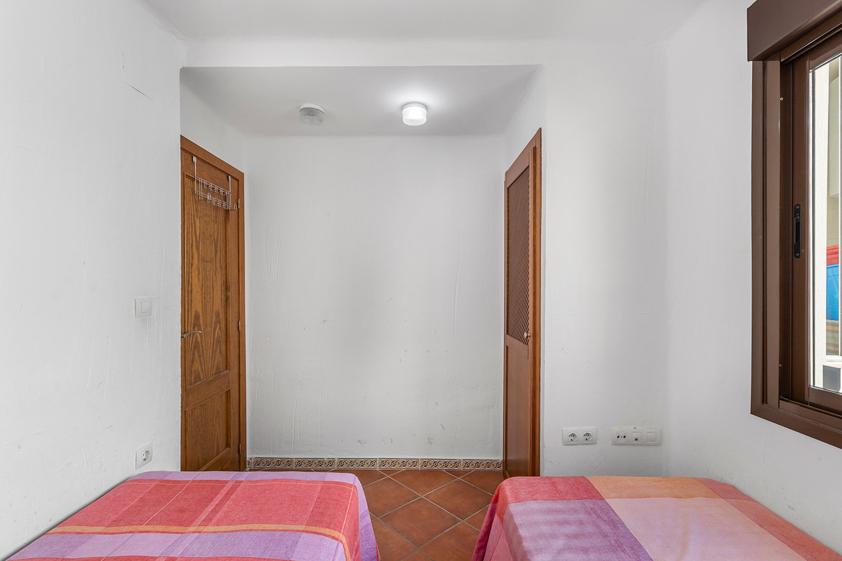 2 Bed Apartment for sale in Los Altos Costa Blanca, Alicante, Spain