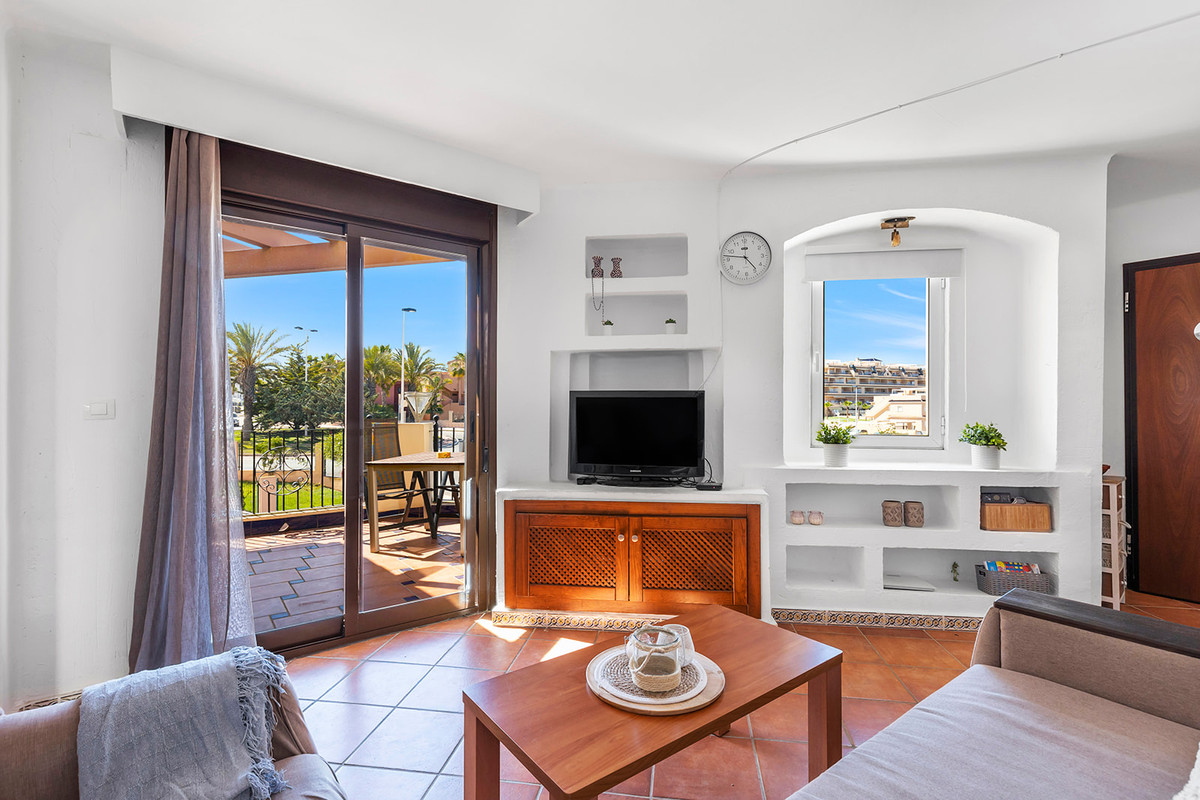 2 Bed Apartment for sale in Los Altos Costa Blanca, Alicante, Spain