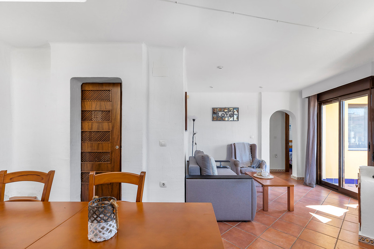 2 Bed Apartment for sale in Los Altos Costa Blanca, Alicante, Spain