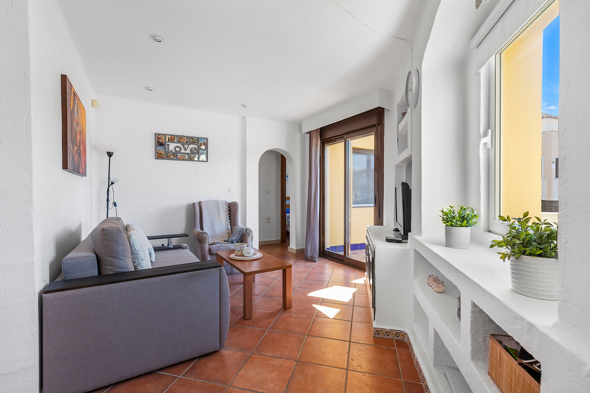 2 Bed Apartment for sale in Los Altos Costa Blanca, Alicante, Spain