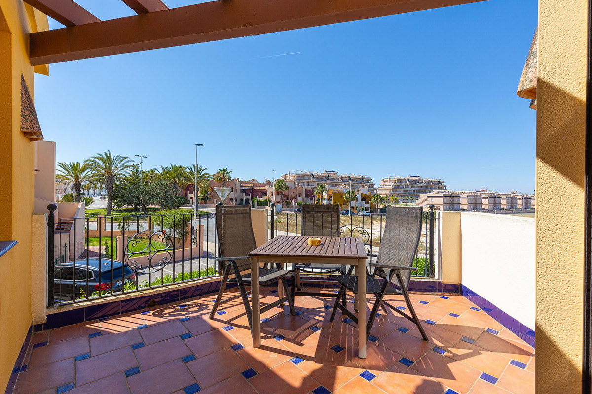 2 Bed Apartment for sale in Los Altos Costa Blanca, Alicante, Spain