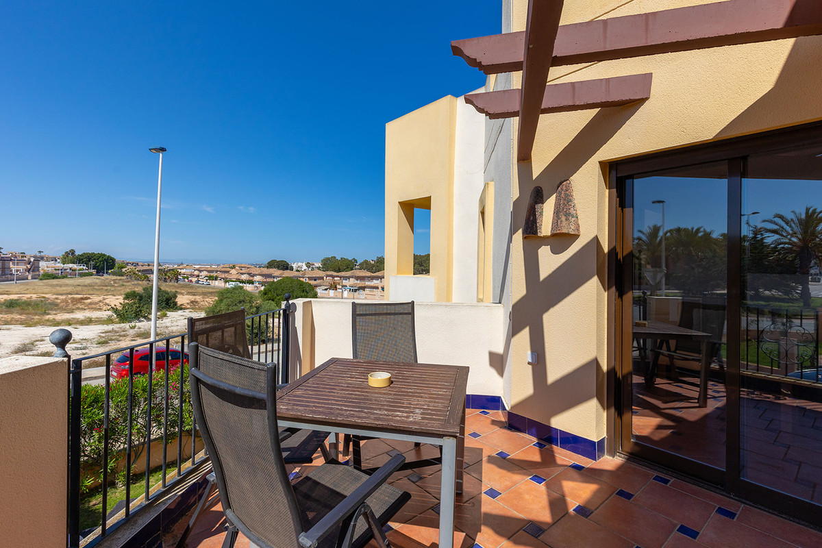 2 Bed Apartment for sale in Los Altos Costa Blanca, Alicante, Spain