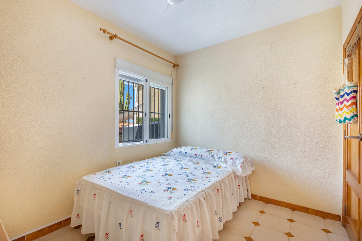 4 Bed Townhouse for sale in Rocio Del Mar Costa Blanca, Alicante, Spain