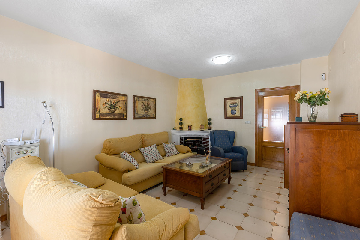 4 Bed Townhouse for sale in Rocio Del Mar Costa Blanca, Alicante, Spain