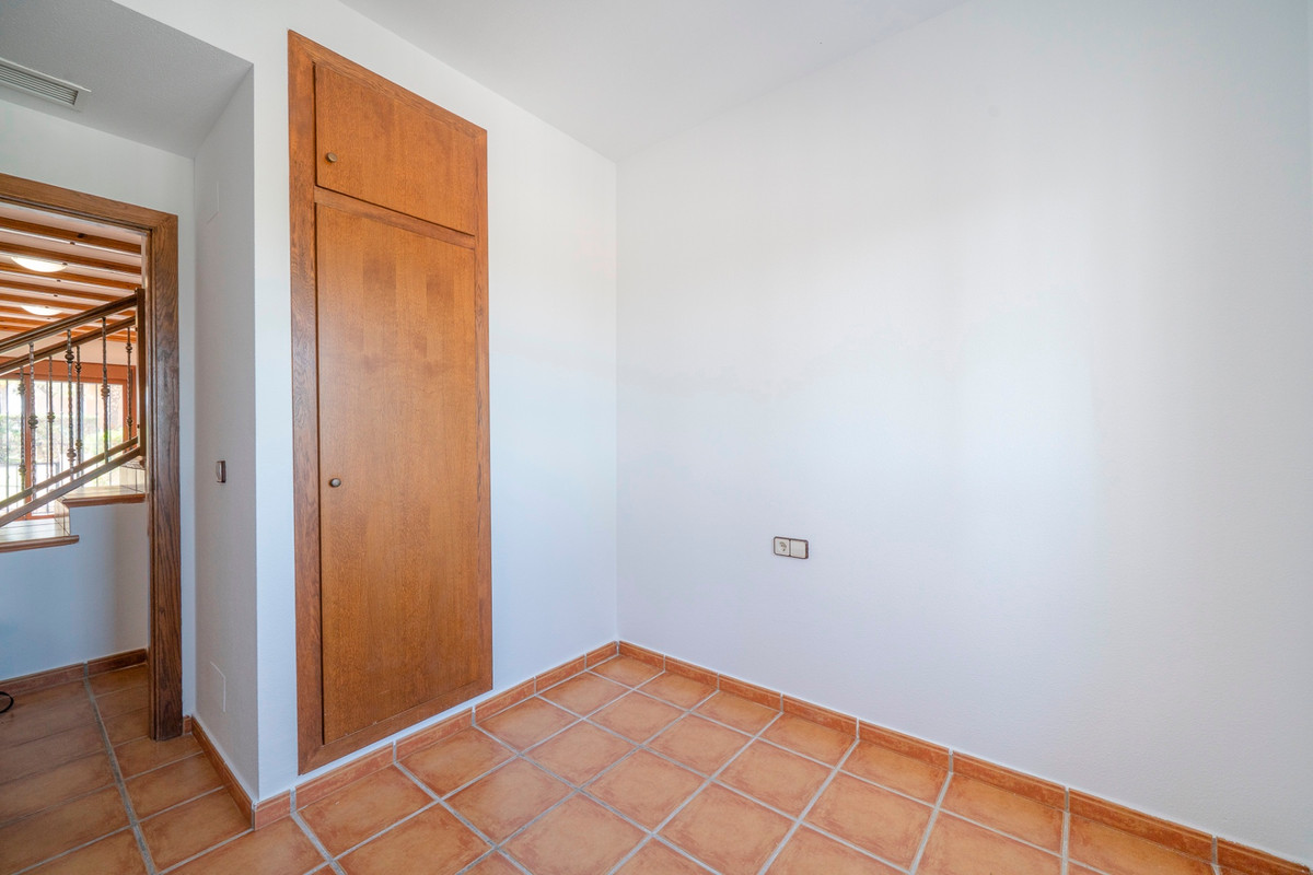 3 Bed Townhouse for sale in Algorfa Costa Blanca, Alicante, Spain