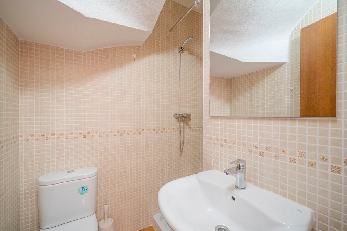 3 Bed Townhouse for sale in Algorfa Costa Blanca, Alicante, Spain