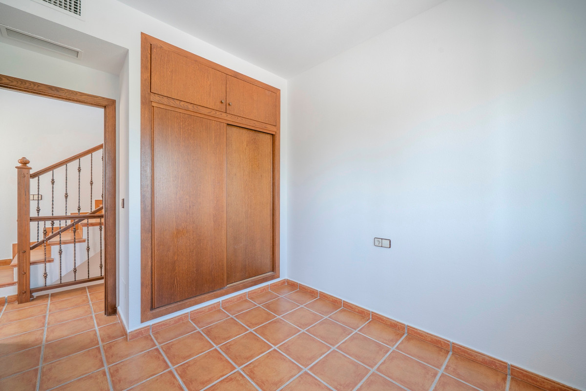 3 Bed Townhouse for sale in Algorfa Costa Blanca, Alicante, Spain