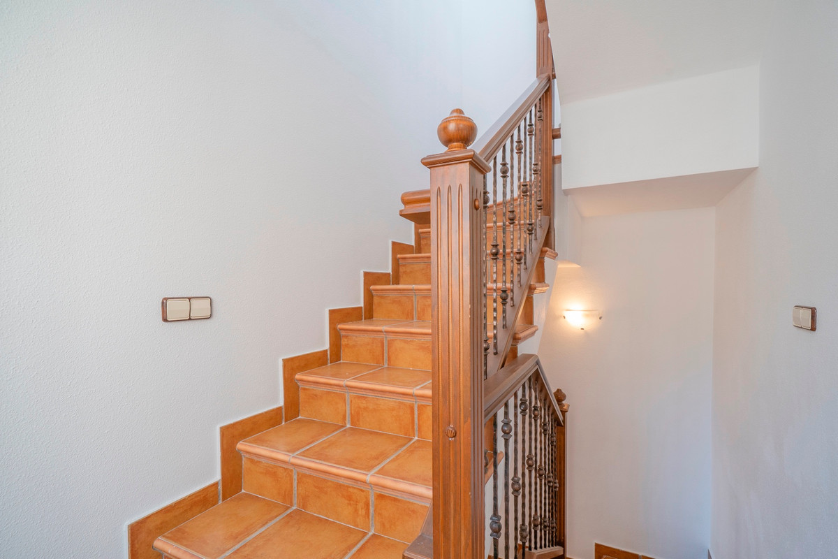 3 Bed Townhouse for sale in Algorfa Costa Blanca, Alicante, Spain