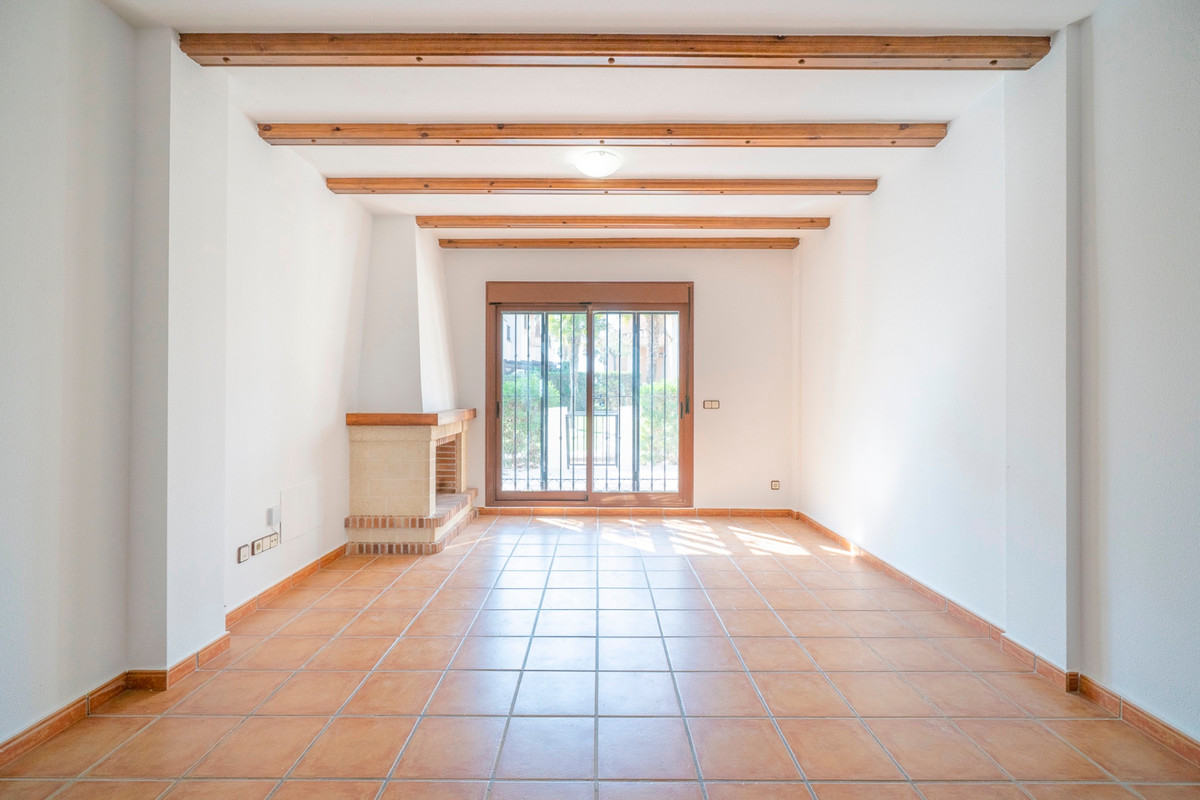 3 Bed Townhouse for sale in Algorfa Costa Blanca, Alicante, Spain