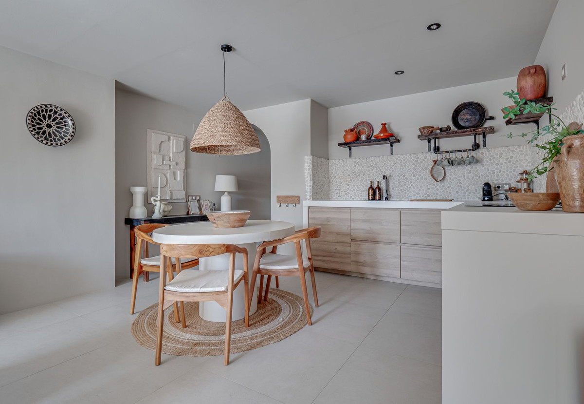 Se vende Apartamento Planta Media de 2 dormitorios en Costa Del Sol, Málaga, España
