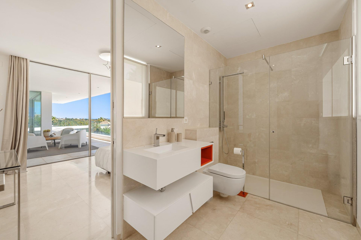 Se vende Villa - Chalet de 7 dormitorios en Costa Del Sol, Málaga, España