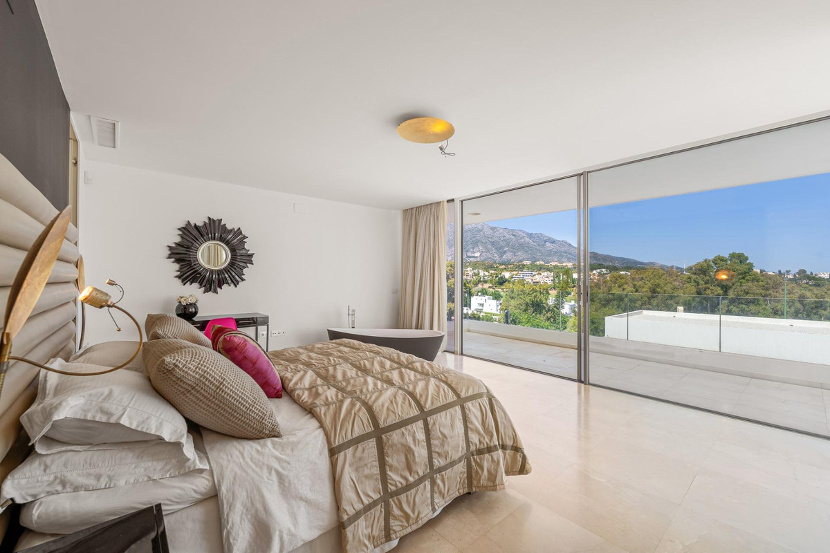 Se vende Villa - Chalet de 7 dormitorios en Costa Del Sol, Málaga, España