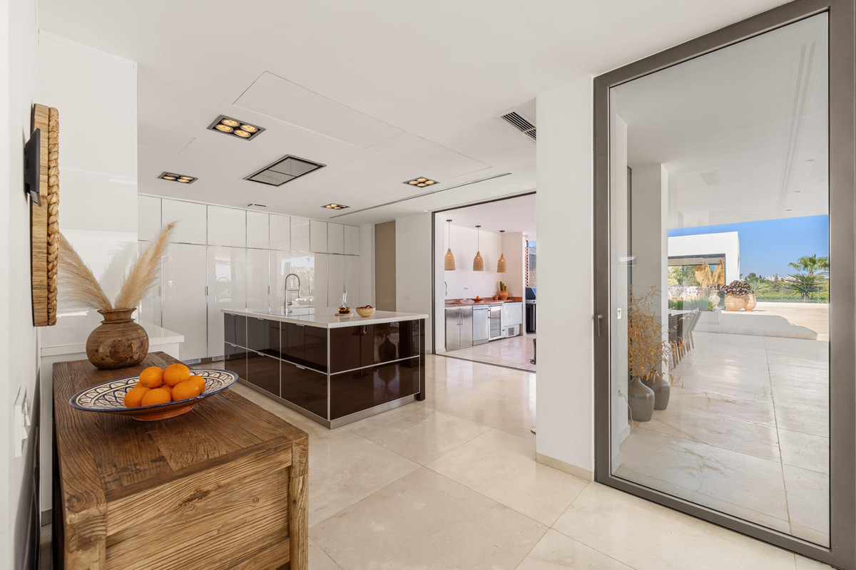 Se vende Villa - Chalet de 7 dormitorios en Costa Del Sol, Málaga, España
