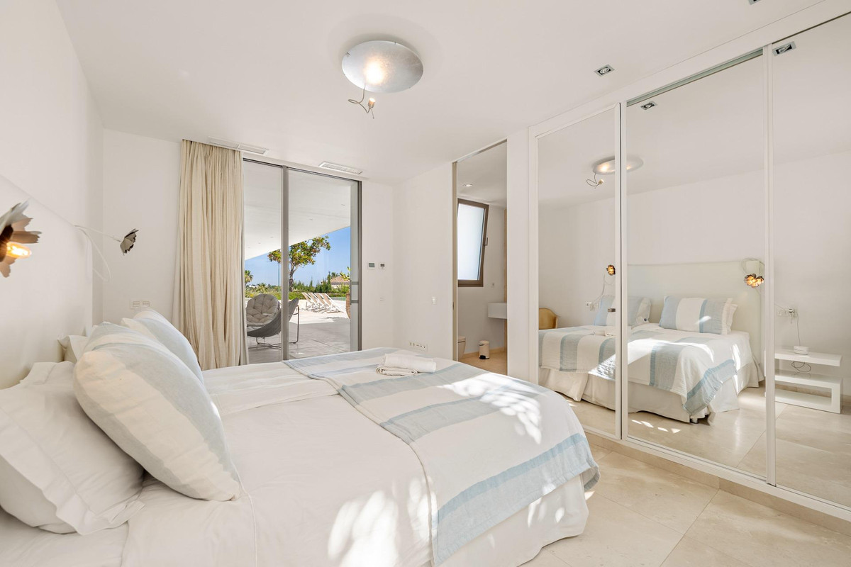 Se vende Villa - Chalet de 7 dormitorios en Costa Del Sol, Málaga, España