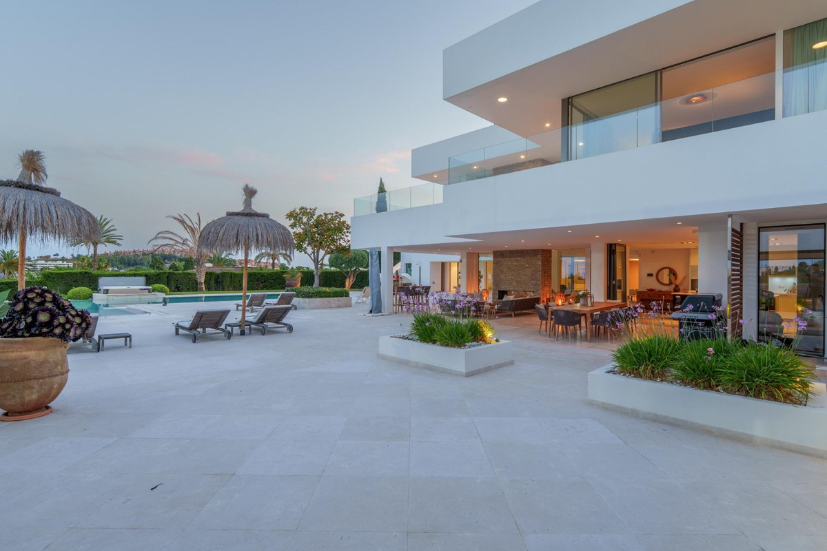 Se vende Villa - Chalet de 7 dormitorios en Costa Del Sol, Málaga, España