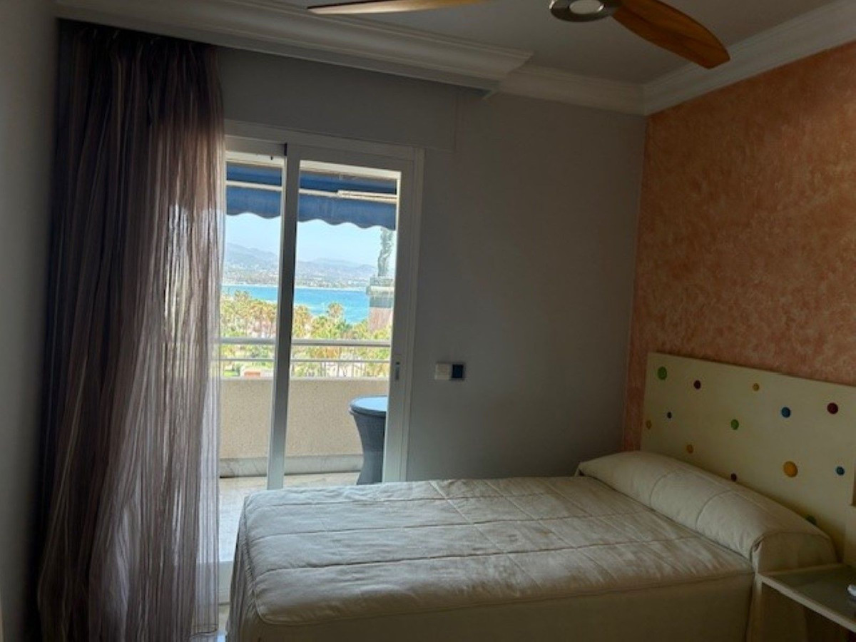 3 Bed Apartment for sale in Puerto Banús Costa Del Sol, Málaga, Spain