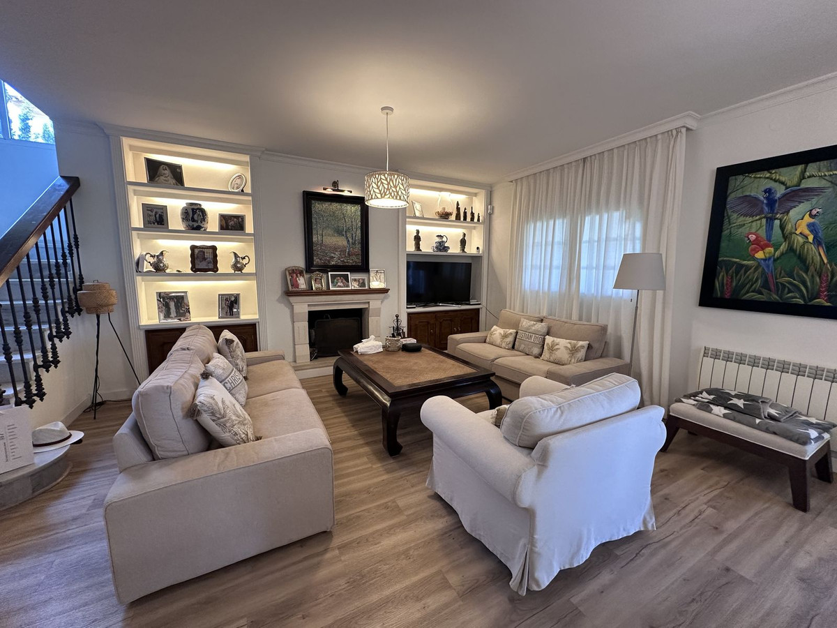 3 Bed Townhouse for sale in Bel Air Costa Del Sol, Málaga, Spain