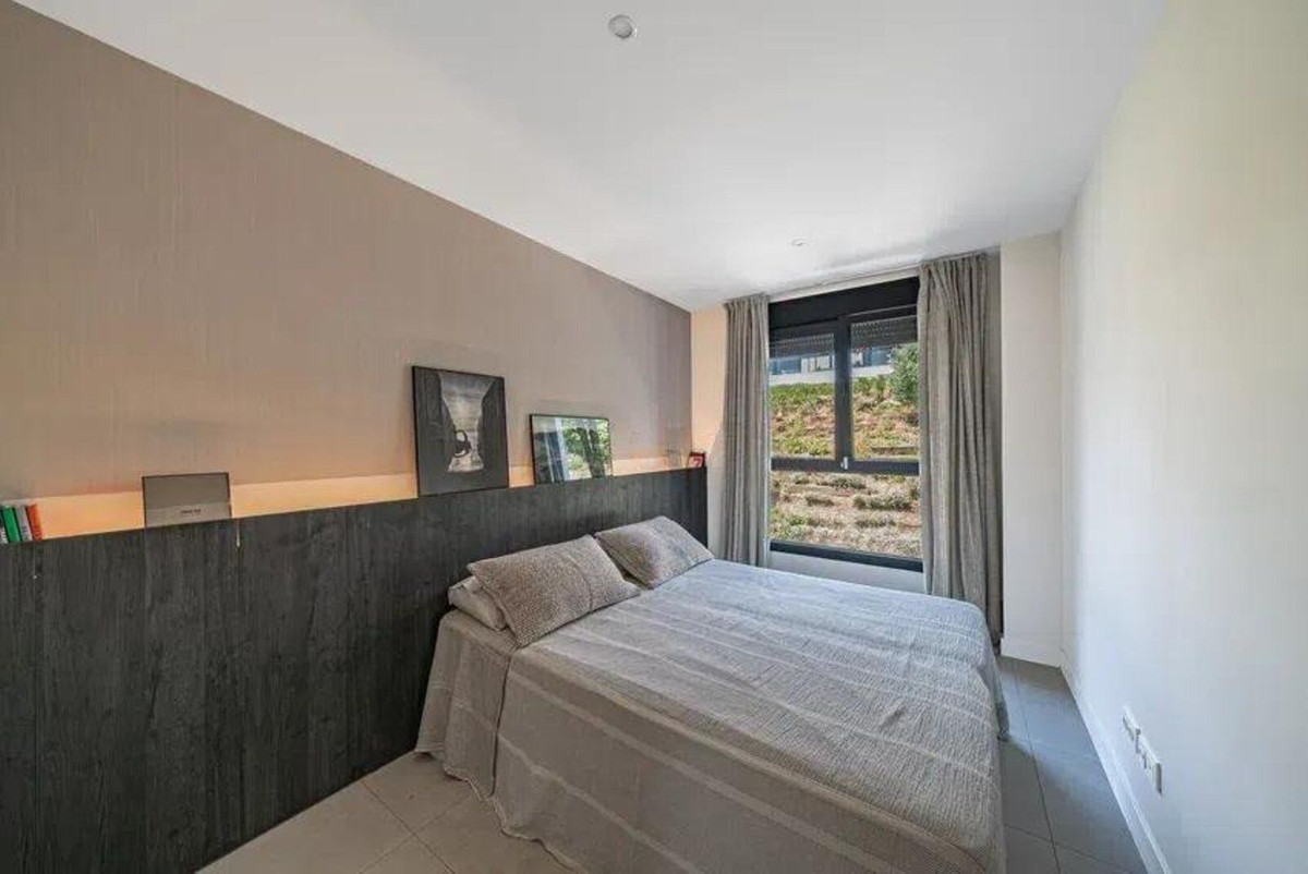 3 Bed Apartment for sale in Estepona Costa Del Sol, Málaga, Spain