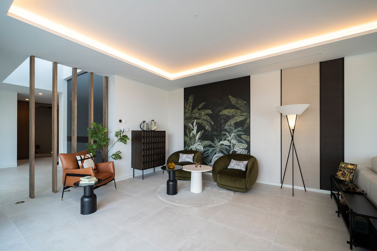 Se vende Villa - Chalet de 6 dormitorios en Costa Del Sol, Málaga, España