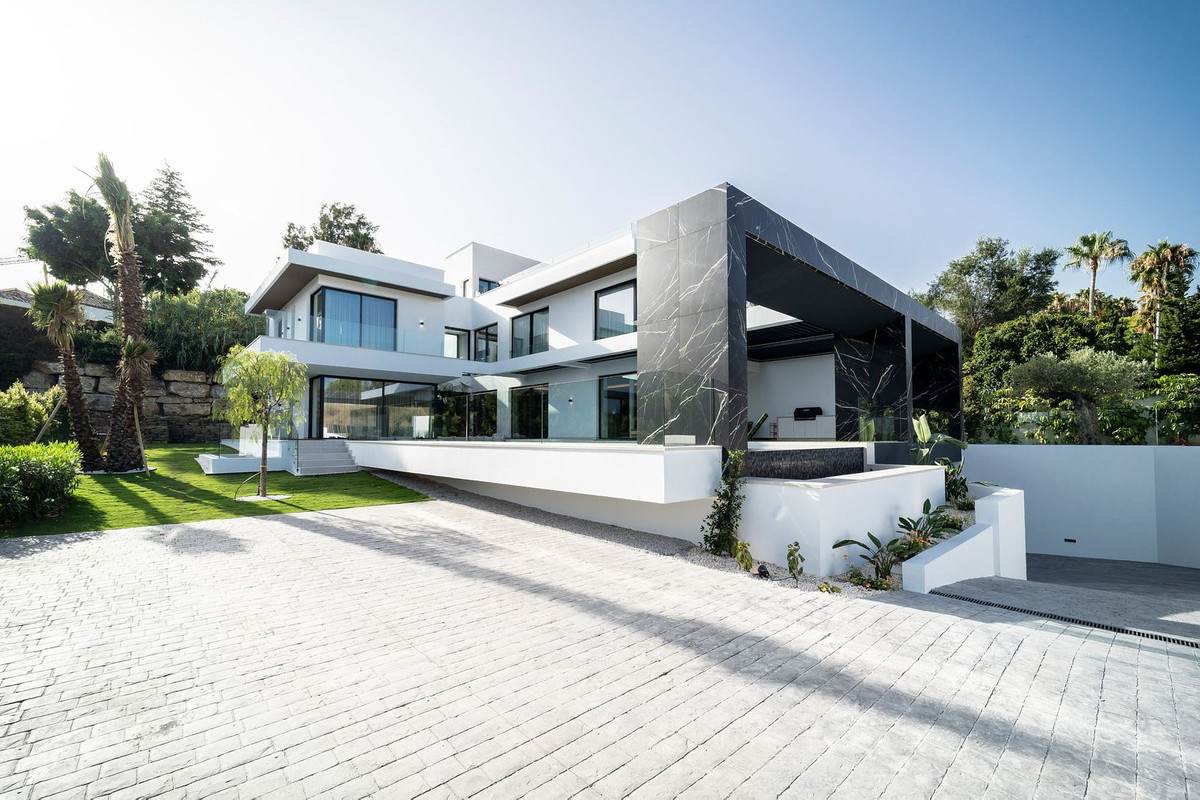 Se vende Villa - Chalet de 6 dormitorios en Costa Del Sol, Málaga, España