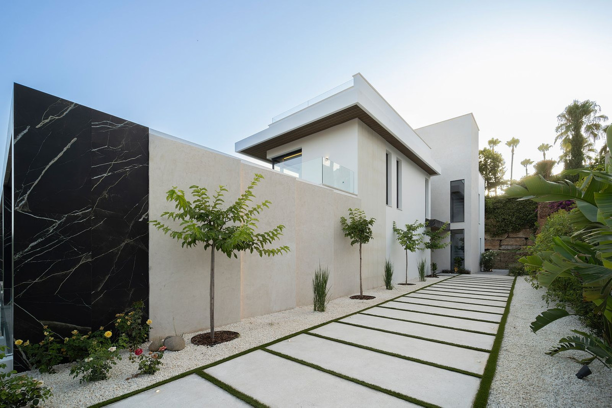 Se vende Villa - Chalet de 6 dormitorios en Costa Del Sol, Málaga, España
