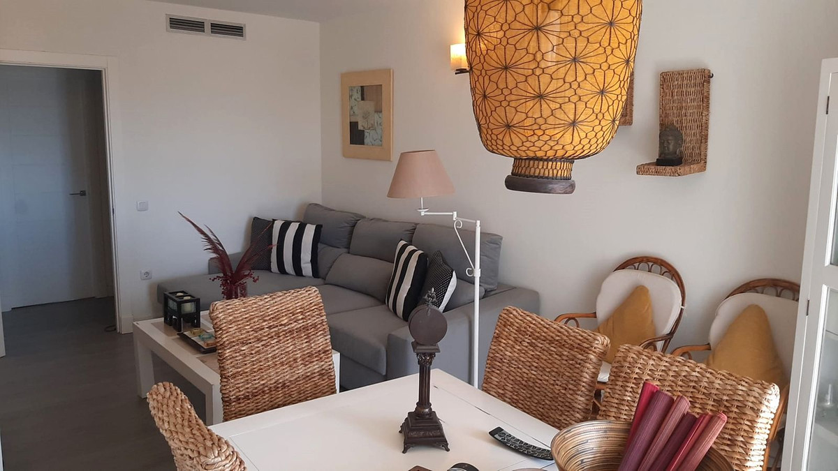 Se vende Apartamento Planta Media de 3 dormitorios en Costa Del Sol, Málaga, España
