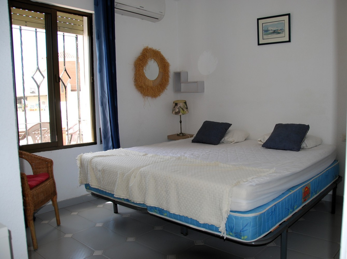 Se vende Pareada de 2 dormitorios en Costa Del Sol East, Málaga, España