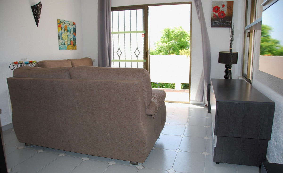 Se vende Pareada de 2 dormitorios en Costa Del Sol East, Málaga, España