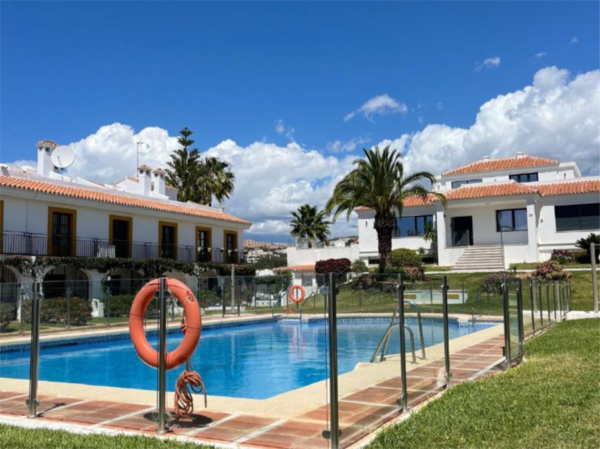 Se vende Adosada de 4 dormitorios en Costa Del Sol, Málaga, España