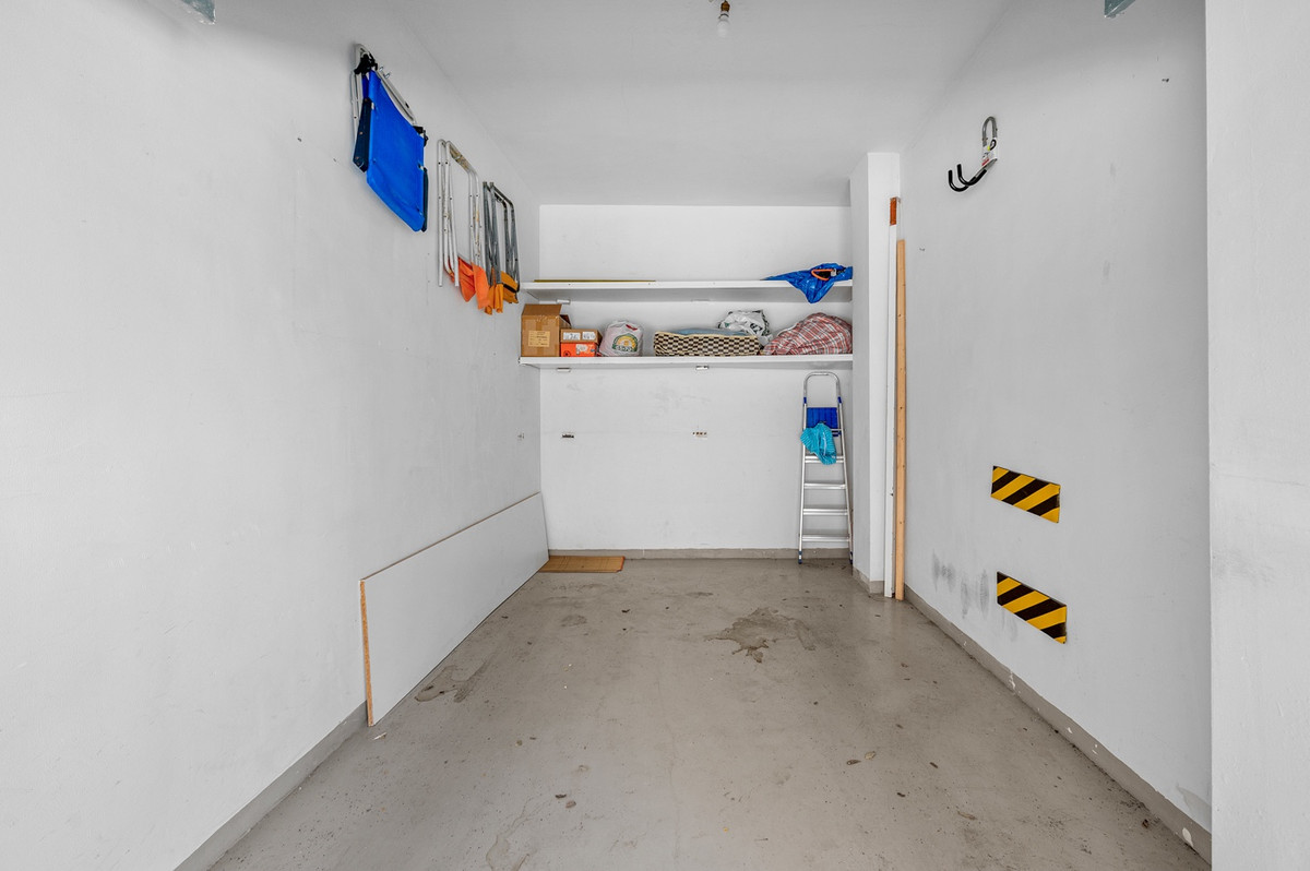 Se vende Apartamento Planta Media de 2 dormitorios en Costa Blanca, Alicante, España
