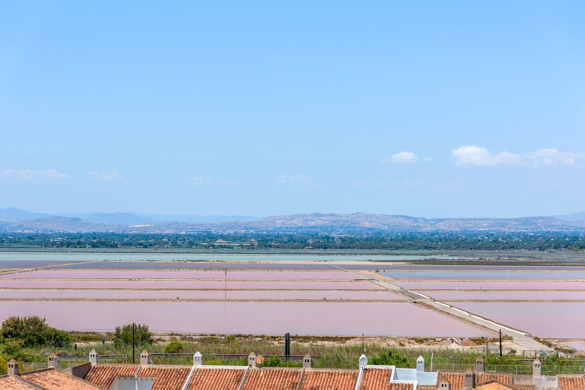 Se vende Apartamento Planta Media de 2 dormitorios en Costa Blanca, Alicante, España