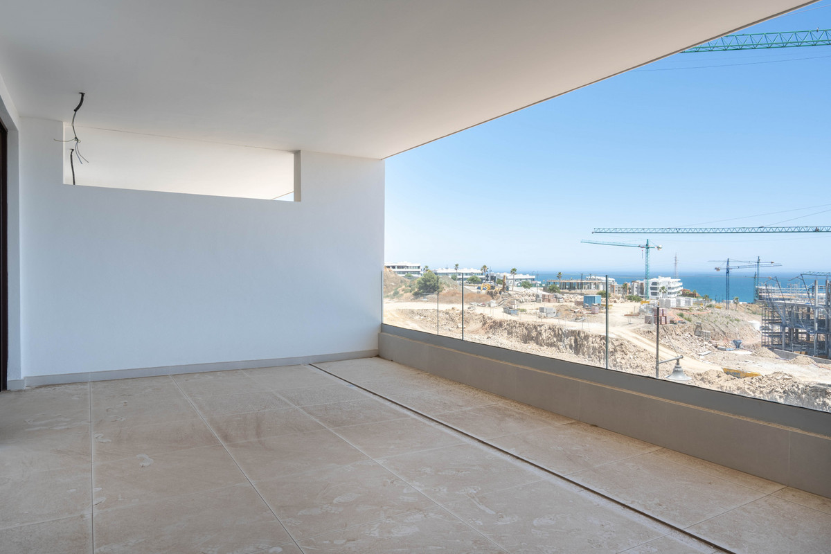 2 Bed Apartment for sale in Fuengirola Costa Del Sol, Málaga, Spain