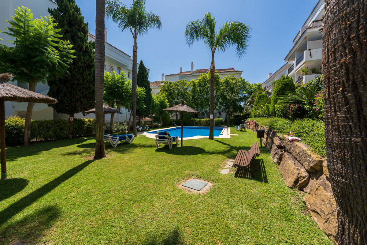 Se vende Apartamento Planta Baja de 3 dormitorios en Costa Del Sol, Málaga, España