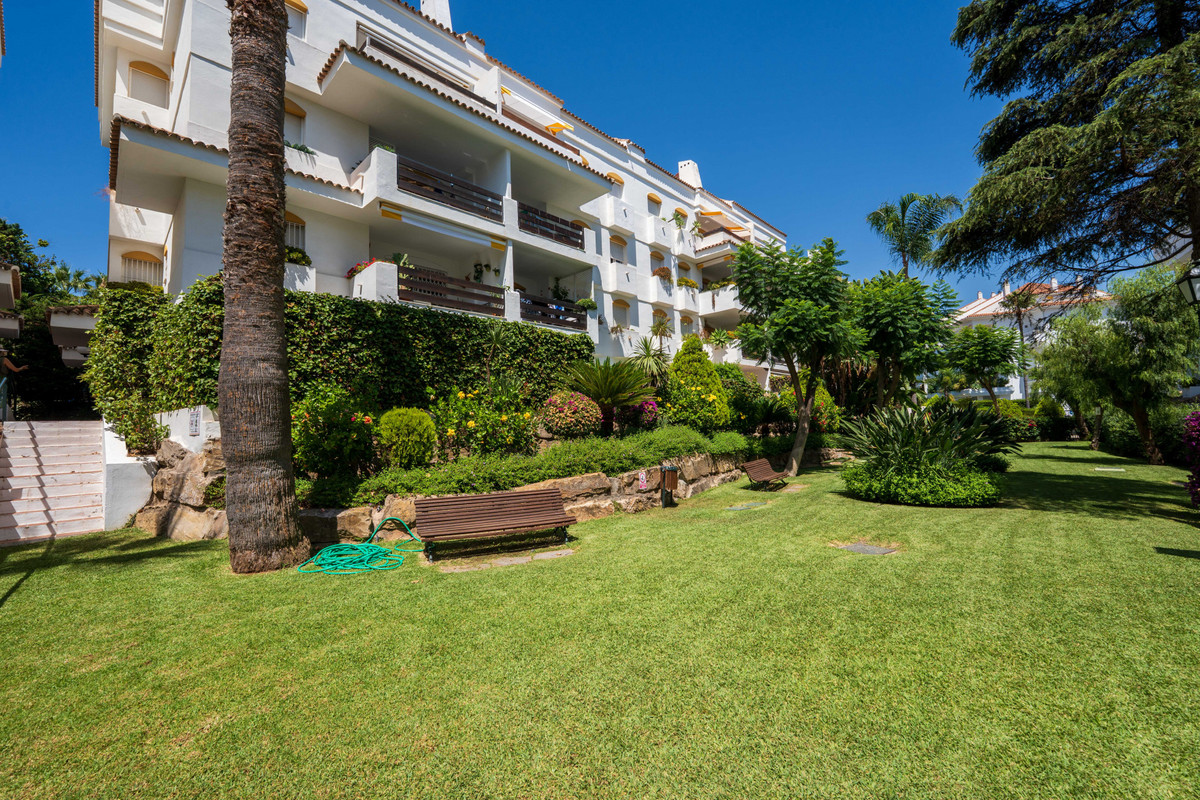 Se vende Apartamento Planta Baja de 3 dormitorios en Costa Del Sol, Málaga, España
