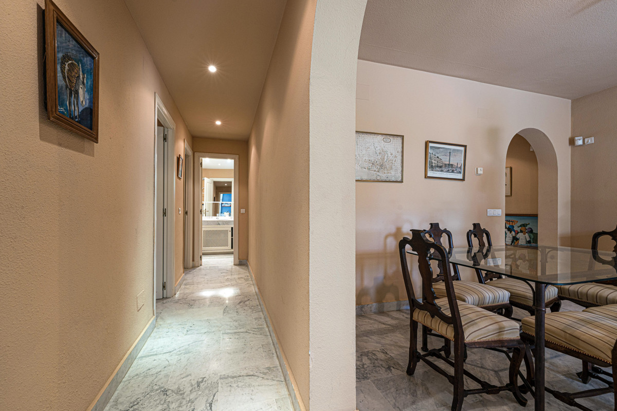 Se vende Apartamento Planta Baja de 3 dormitorios en Costa Del Sol, Málaga, España