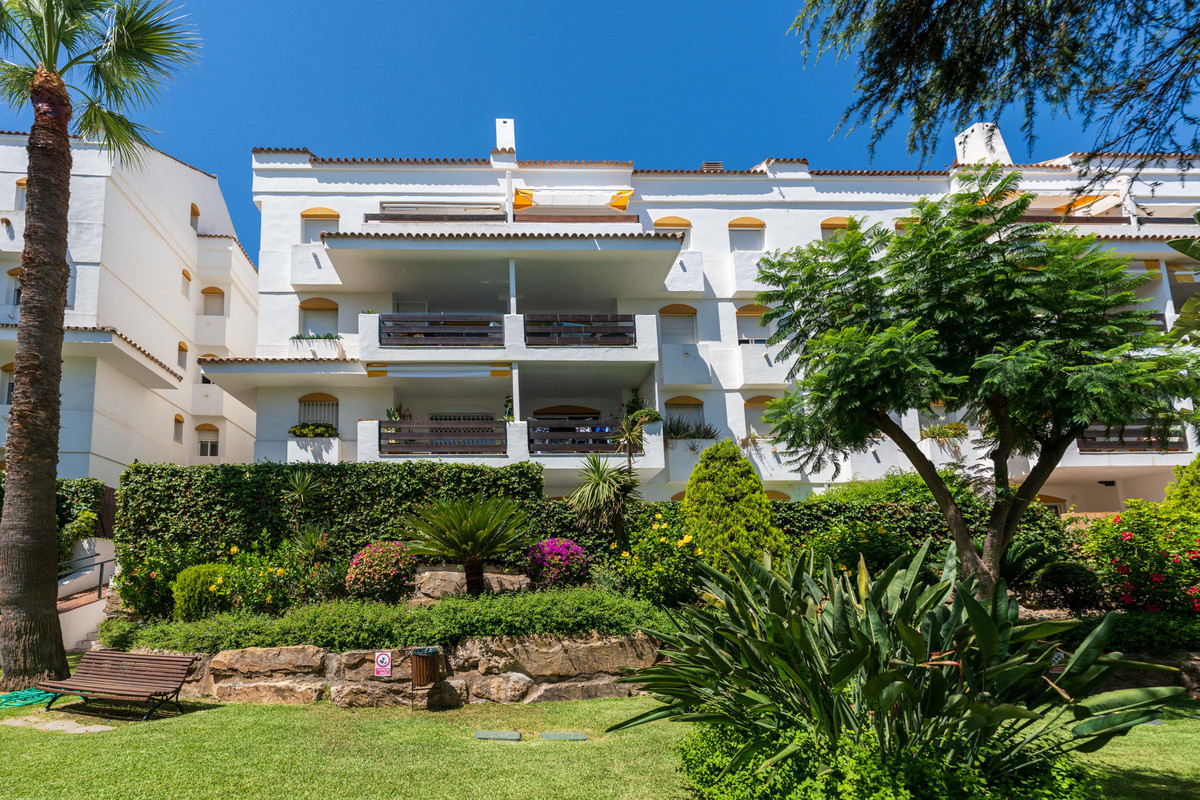 Se vende Apartamento Planta Baja de 3 dormitorios en Costa Del Sol, Málaga, España