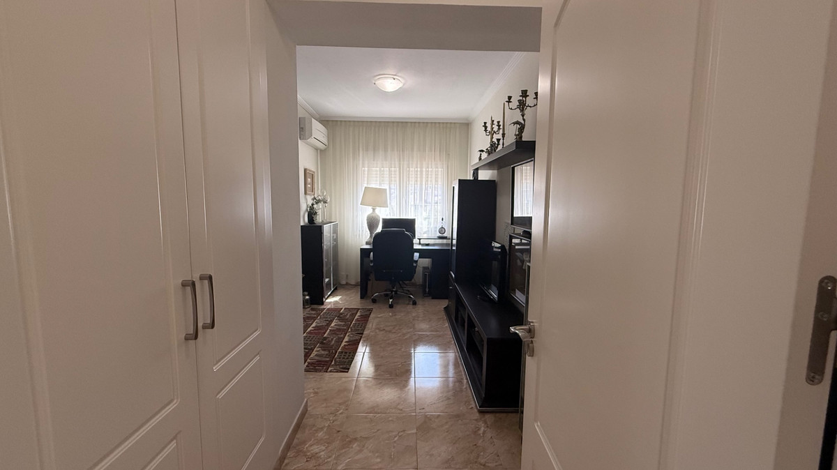 7 Bed Townhouse for sale in Torrevieja Costa Blanca, Alicante, Spain