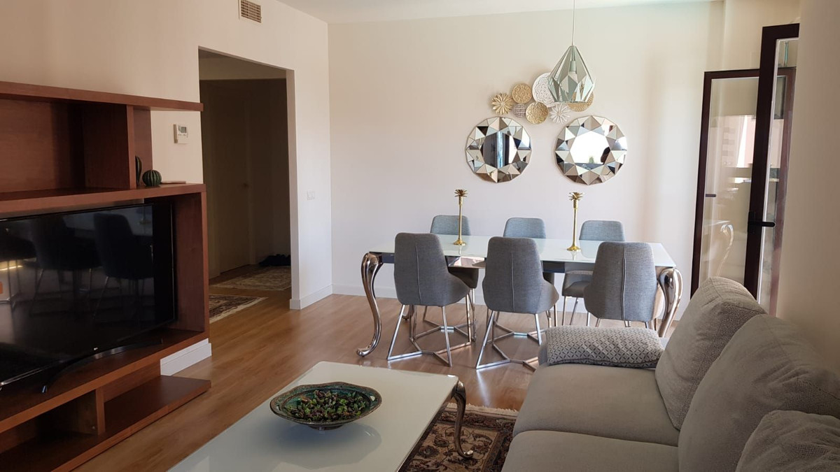 4 Bed Apartment for sale in Benalmadena Costa Del Sol, Málaga, Spain