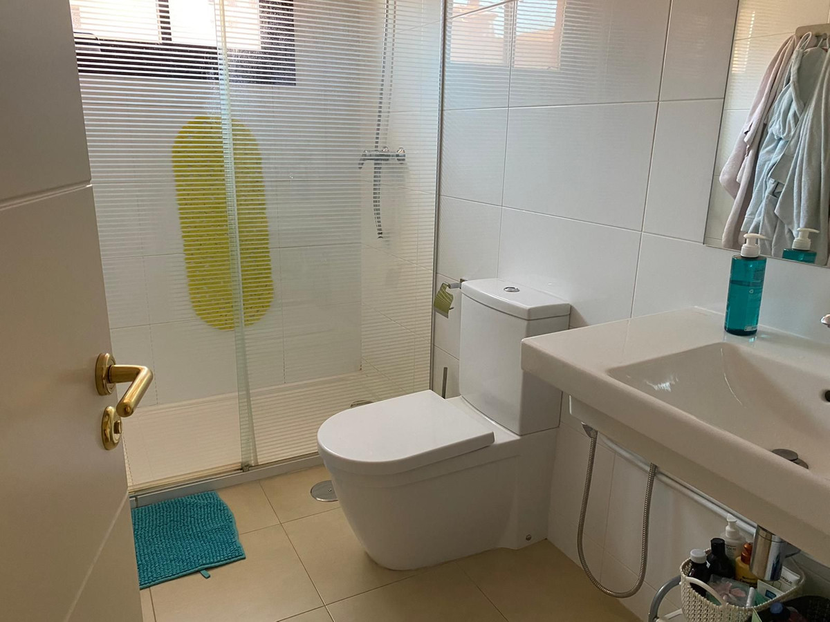 4 Bed Apartment for sale in Benalmadena Costa Del Sol, Málaga, Spain