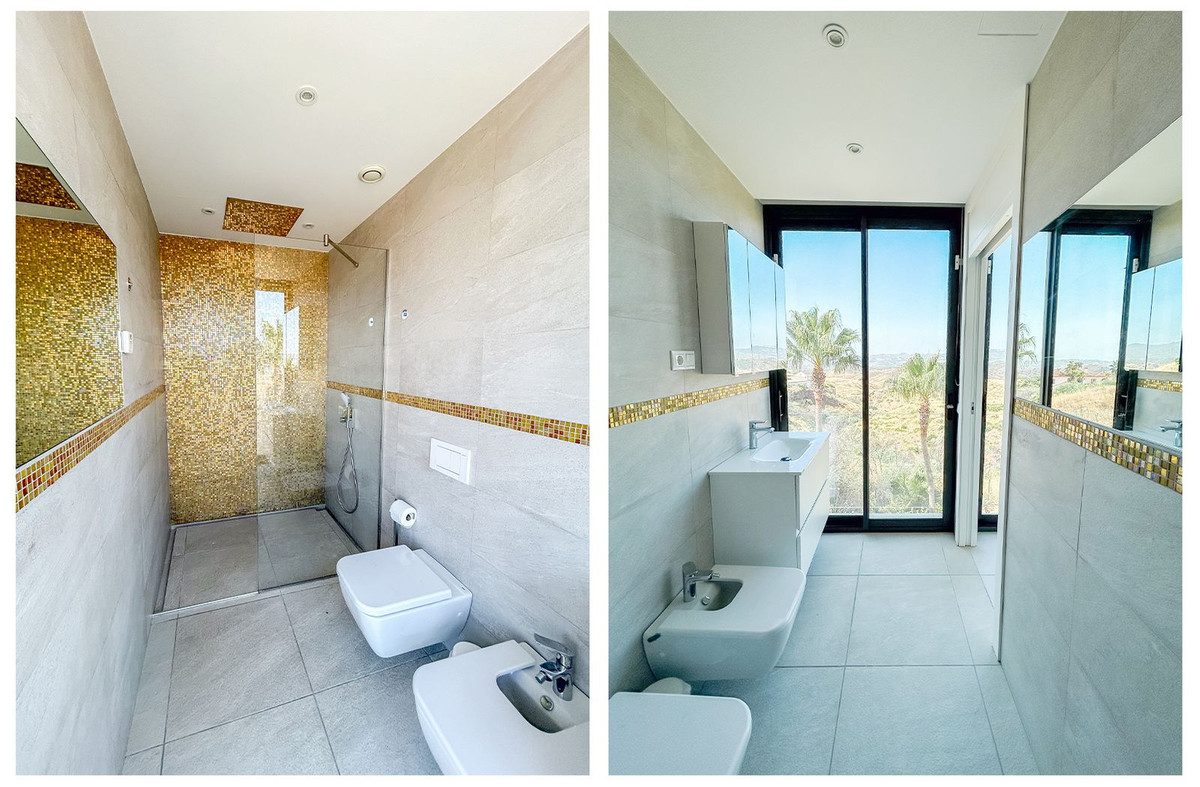 4 Bed Townhouse for sale in Mijas Costa Del Sol, Málaga, Spain