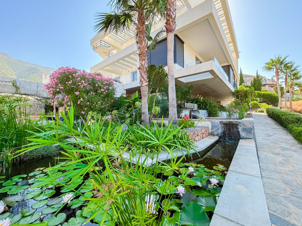4 Bed Townhouse for sale in Mijas Costa Del Sol, Málaga, Spain