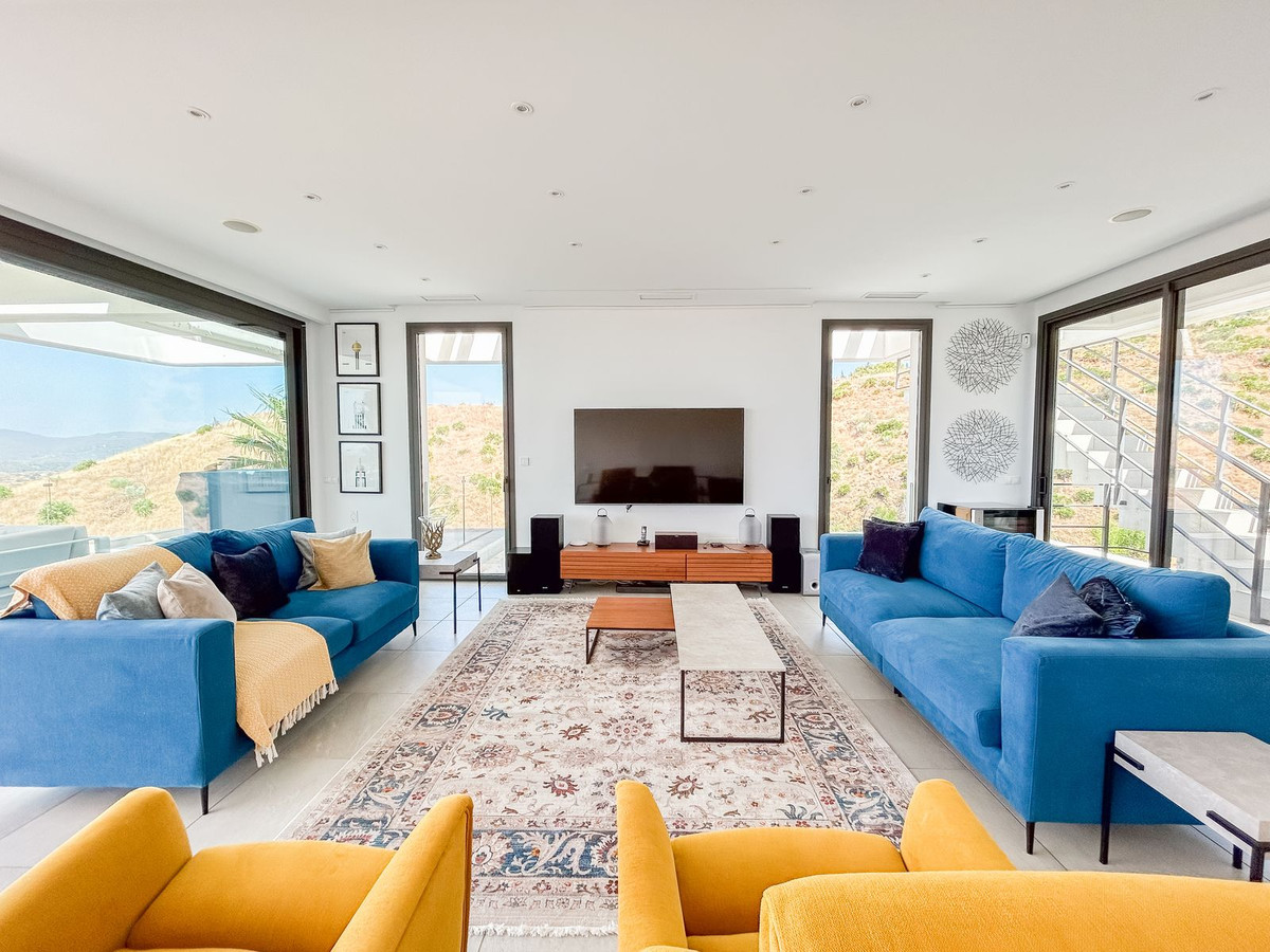 4 Bed Townhouse for sale in Mijas Costa Del Sol, Málaga, Spain