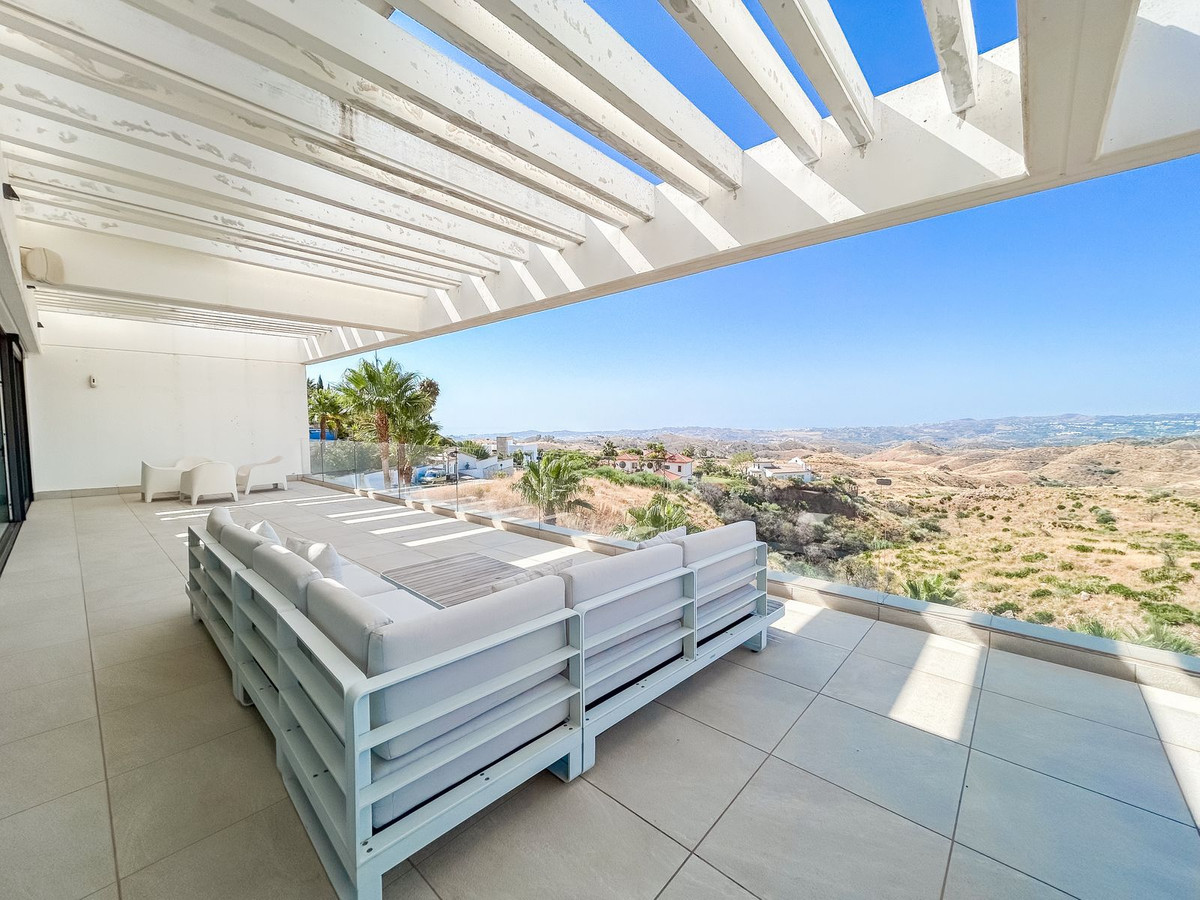 4 Bed Townhouse for sale in Mijas Costa Del Sol, Málaga, Spain