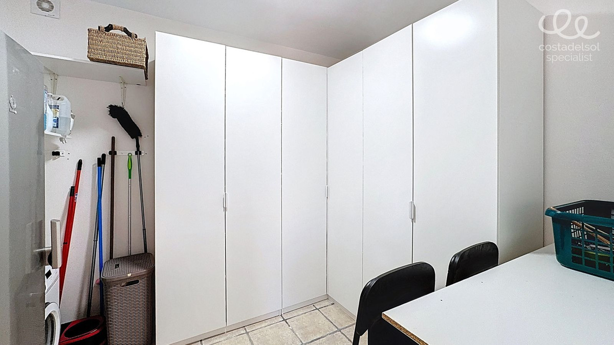 Se vende Finca - Cortijo de 7 dormitorios en Costa Del Sol East, Málaga, España