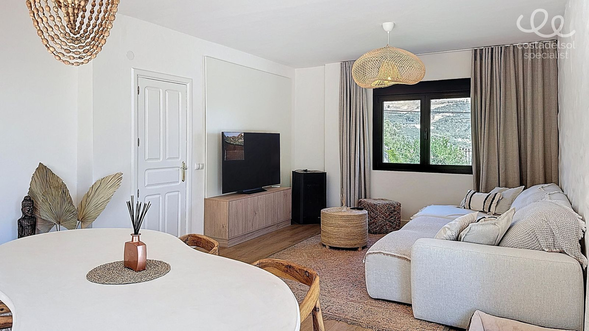 Se vende Finca - Cortijo de 7 dormitorios en Costa Del Sol East, Málaga, España