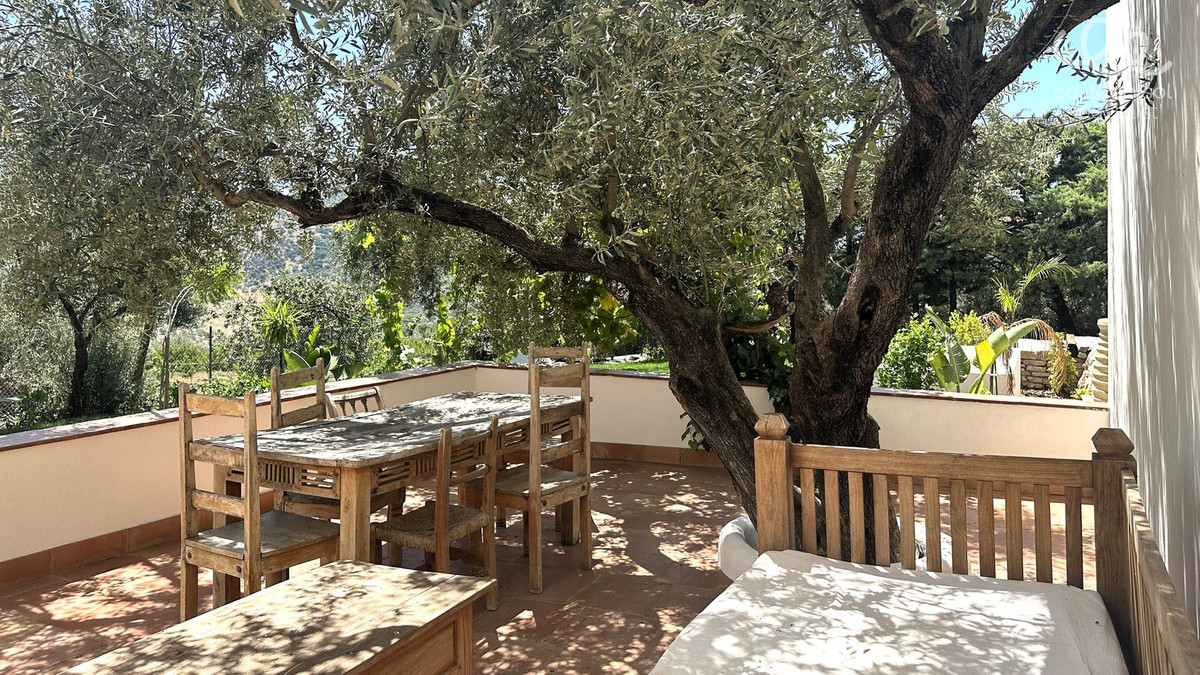 Se vende Finca - Cortijo de 7 dormitorios en Costa Del Sol East, Málaga, España