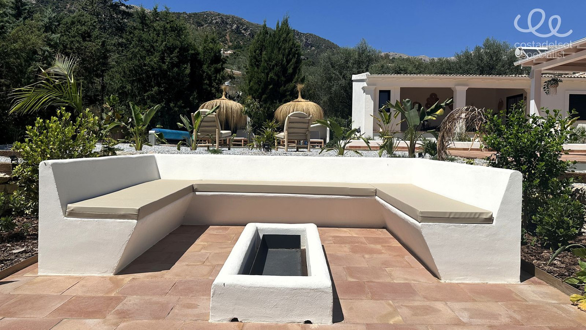 Se vende Finca - Cortijo de 7 dormitorios en Costa Del Sol East, Málaga, España