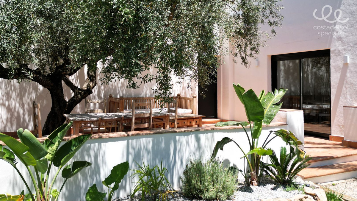 Se vende Finca - Cortijo de 7 dormitorios en Costa Del Sol East, Málaga, España