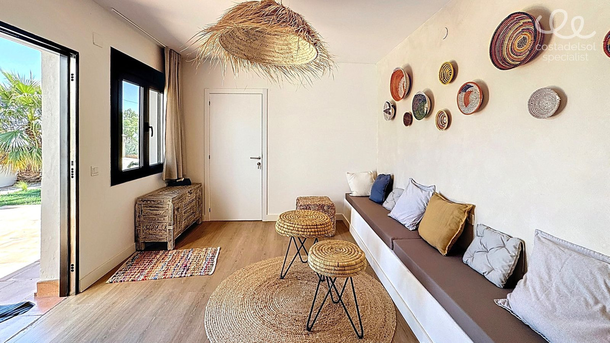 Se vende Finca - Cortijo de 7 dormitorios en Costa Del Sol East, Málaga, España